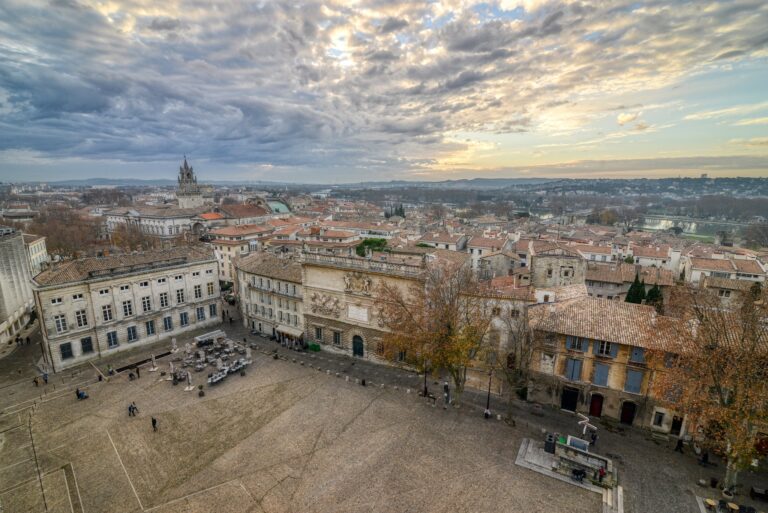 Khám Phá Du Học Pháp Tại Thành Phố Avignon
