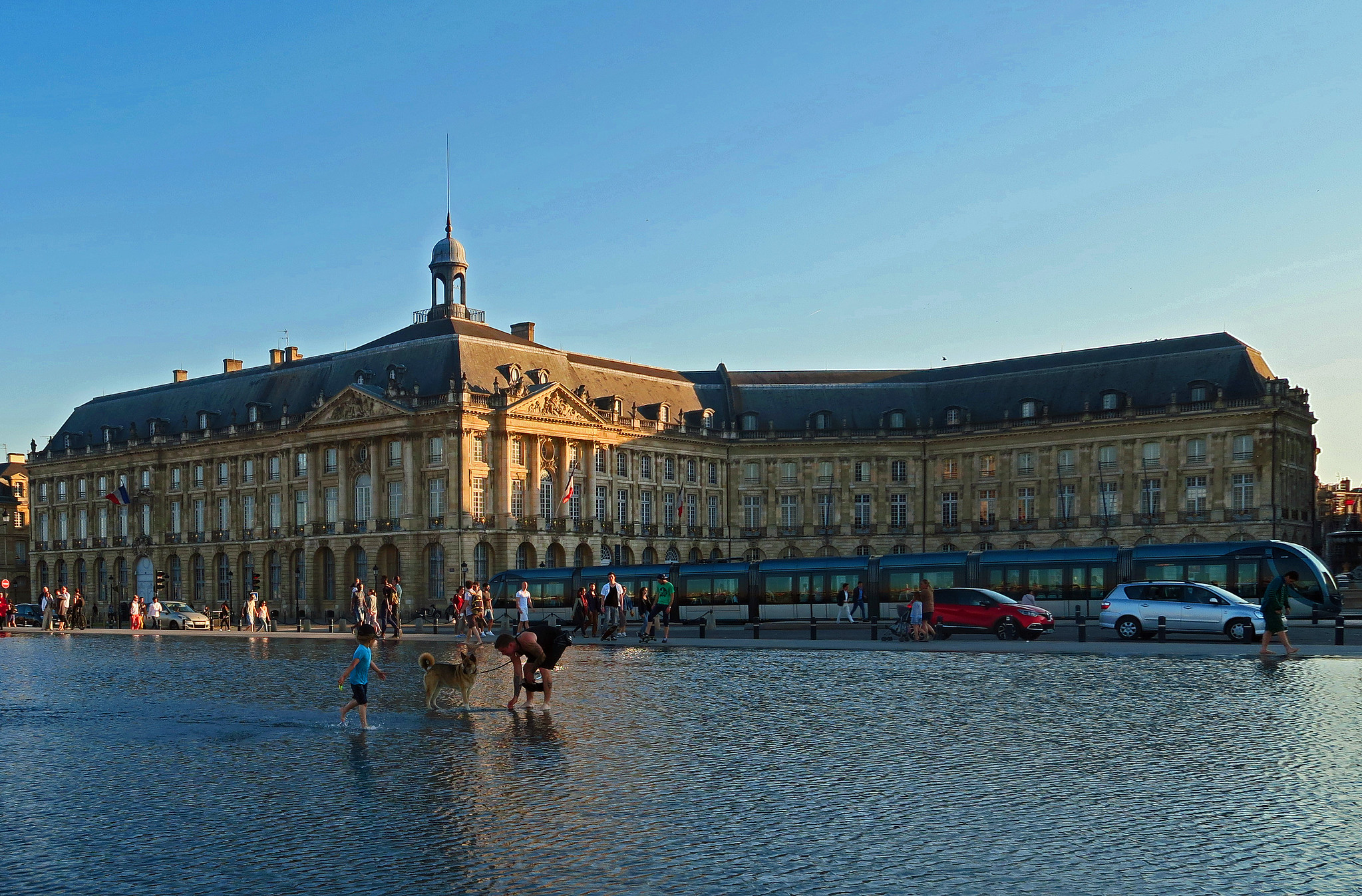 Tìm Hiểu Du Học Tại Thành Phố Bordeaux