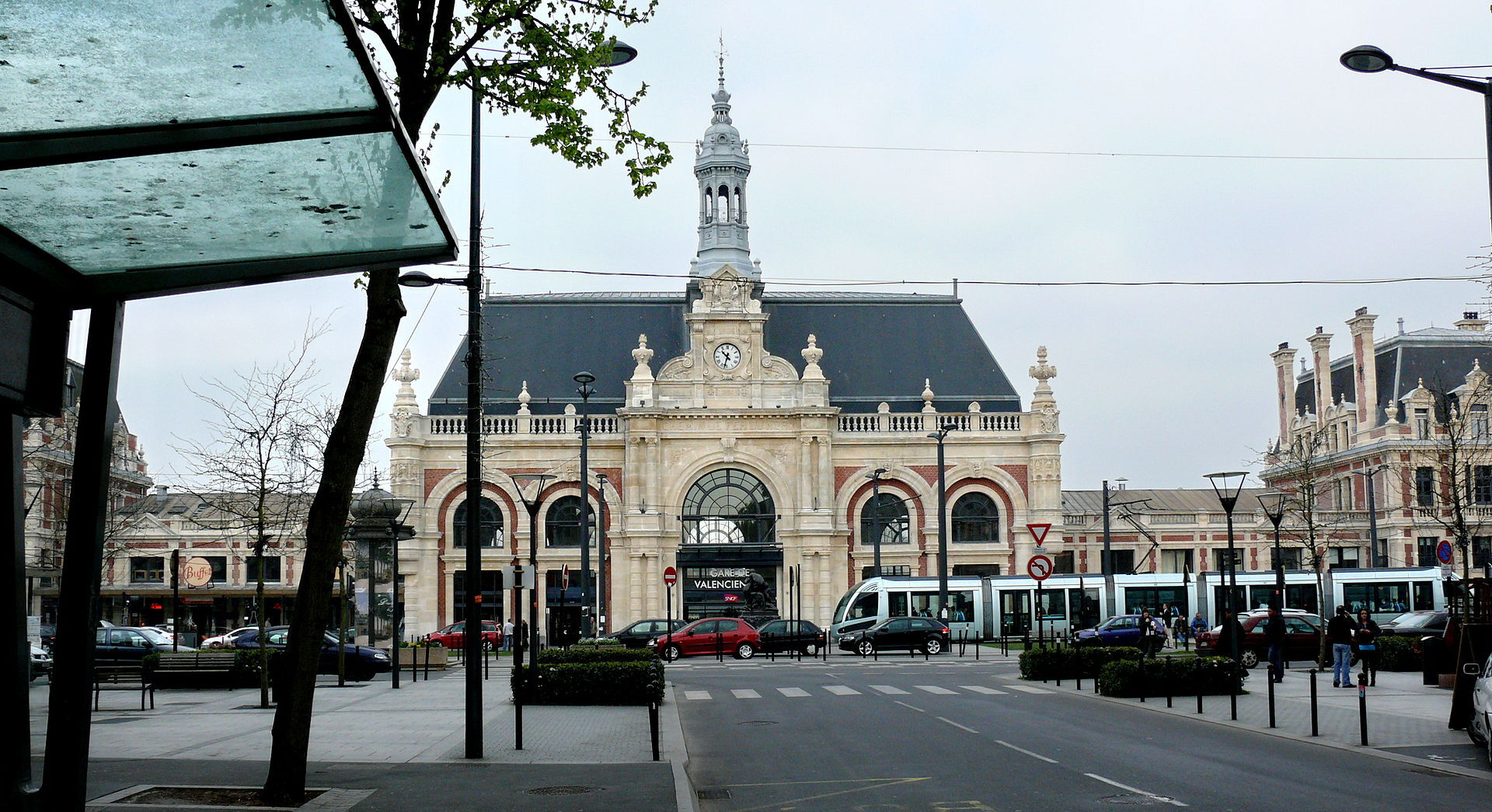 Khám Phá Du Học Pháp Tại Thành Phố Valenciennes