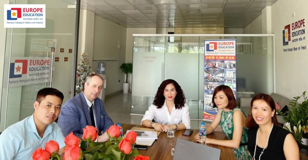 Du Học Pháp Cùng Trung Tâm Europe Education