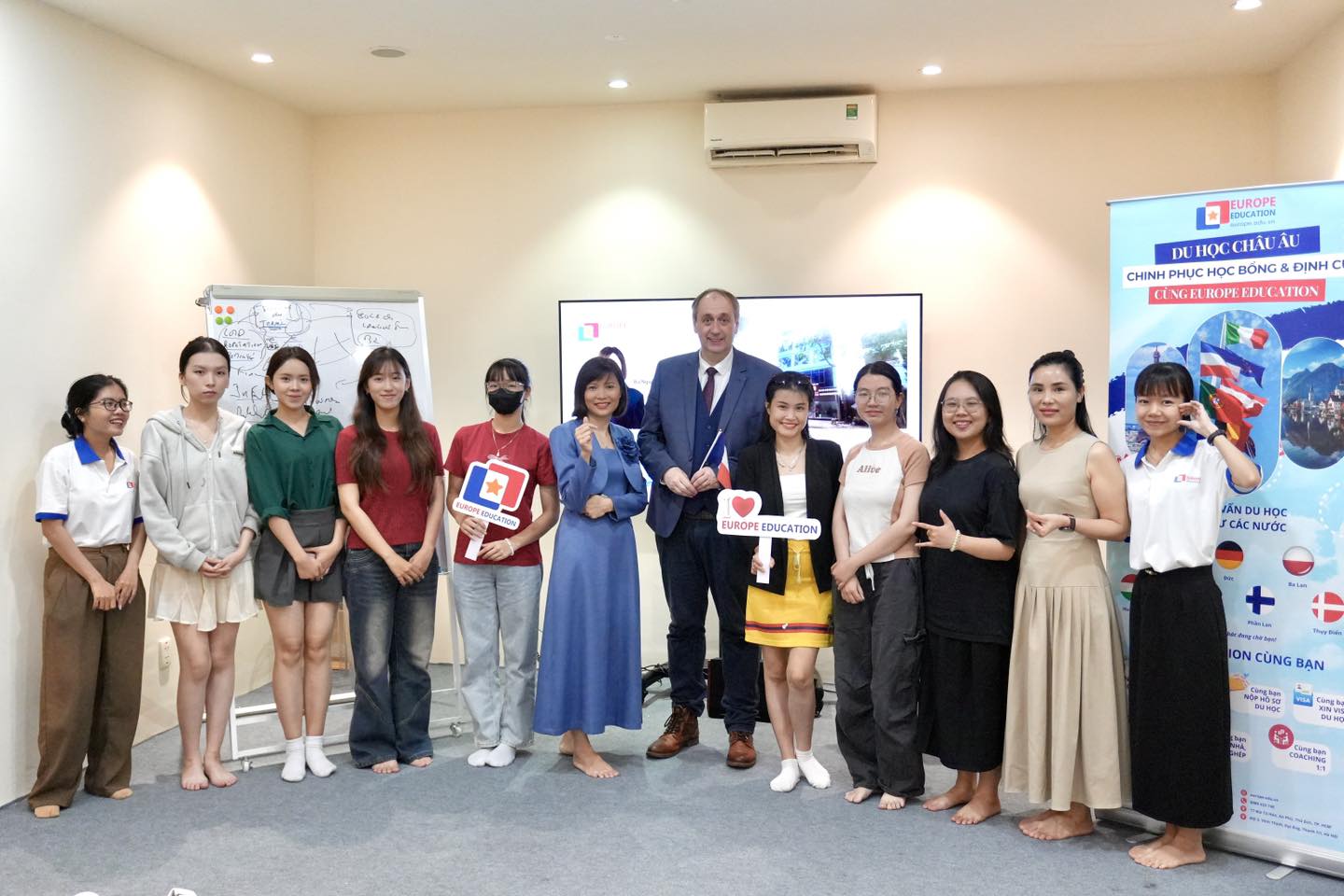 Visa Au Pair Pháp Là Gì Cánh Cửa Mở Ra Một Hành Trình Trưởng Thành