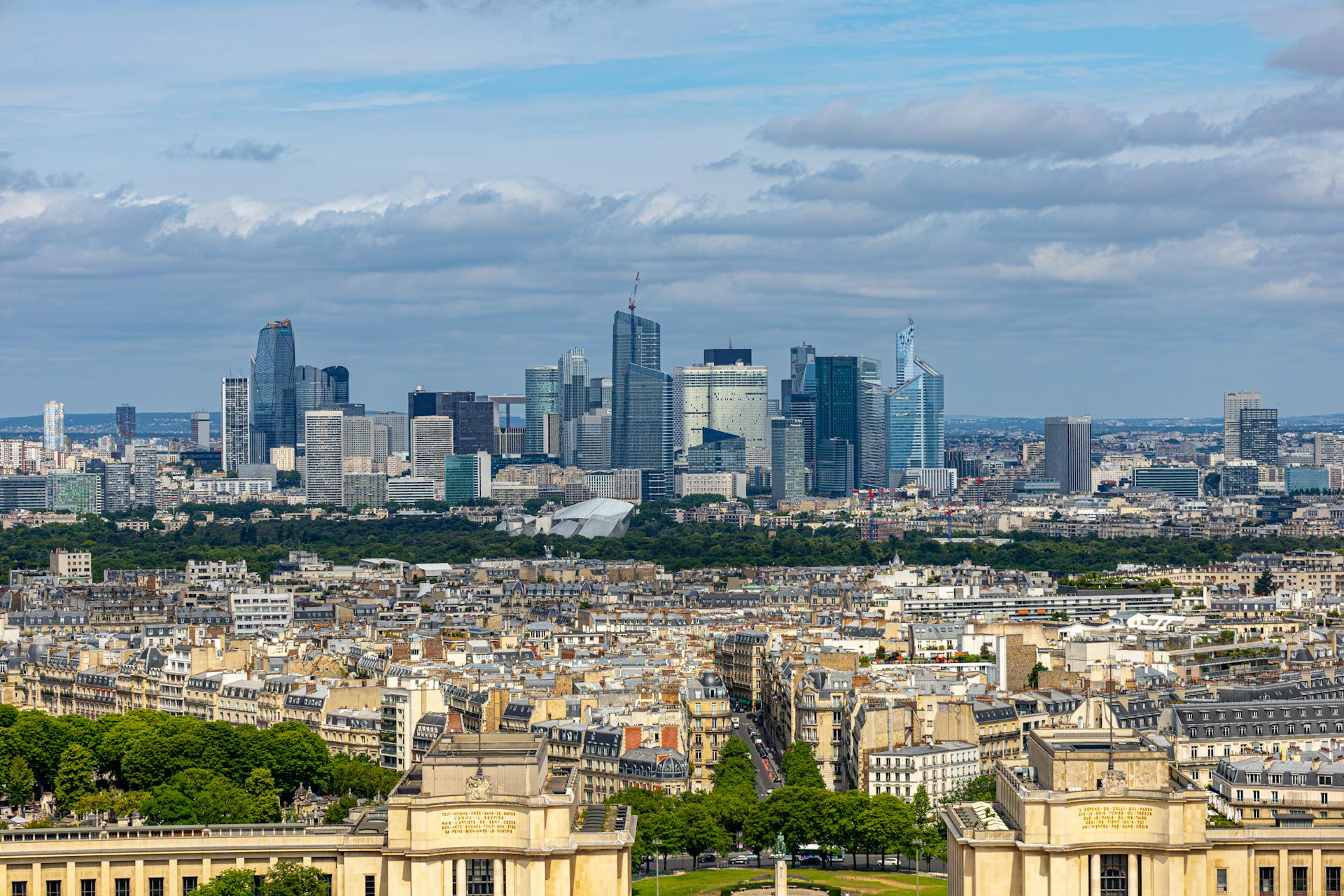 Các Hiệp Định Thương Mại Đang Tác Động Đến Quan Hệ Việt – Pháp