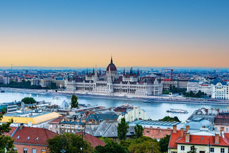Lợi Ích Tuyệt Vời Khi Chọn Hungary Làm Điểm Đến Du Học